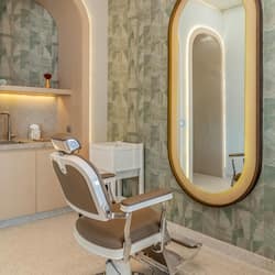 Couples treatment rooms, sauna, hot tub, steam room, Turkish bath