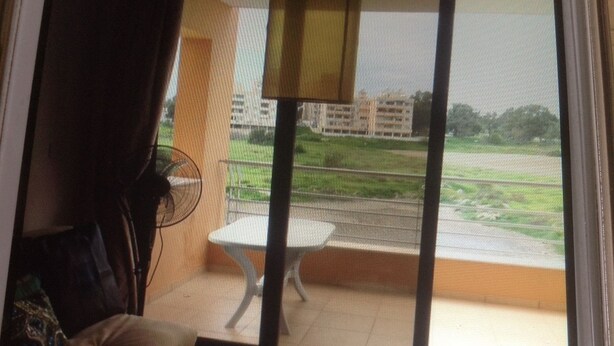 Unclassified image, 1 of 8, button - Makenzy 3 (Larnaca)