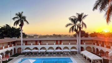 Alberca al aire libre