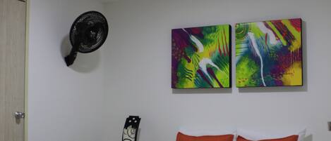 Wifi gratis y ropa de cama