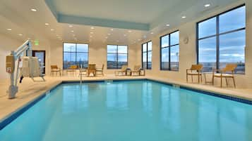 Indoor pool, pool loungers