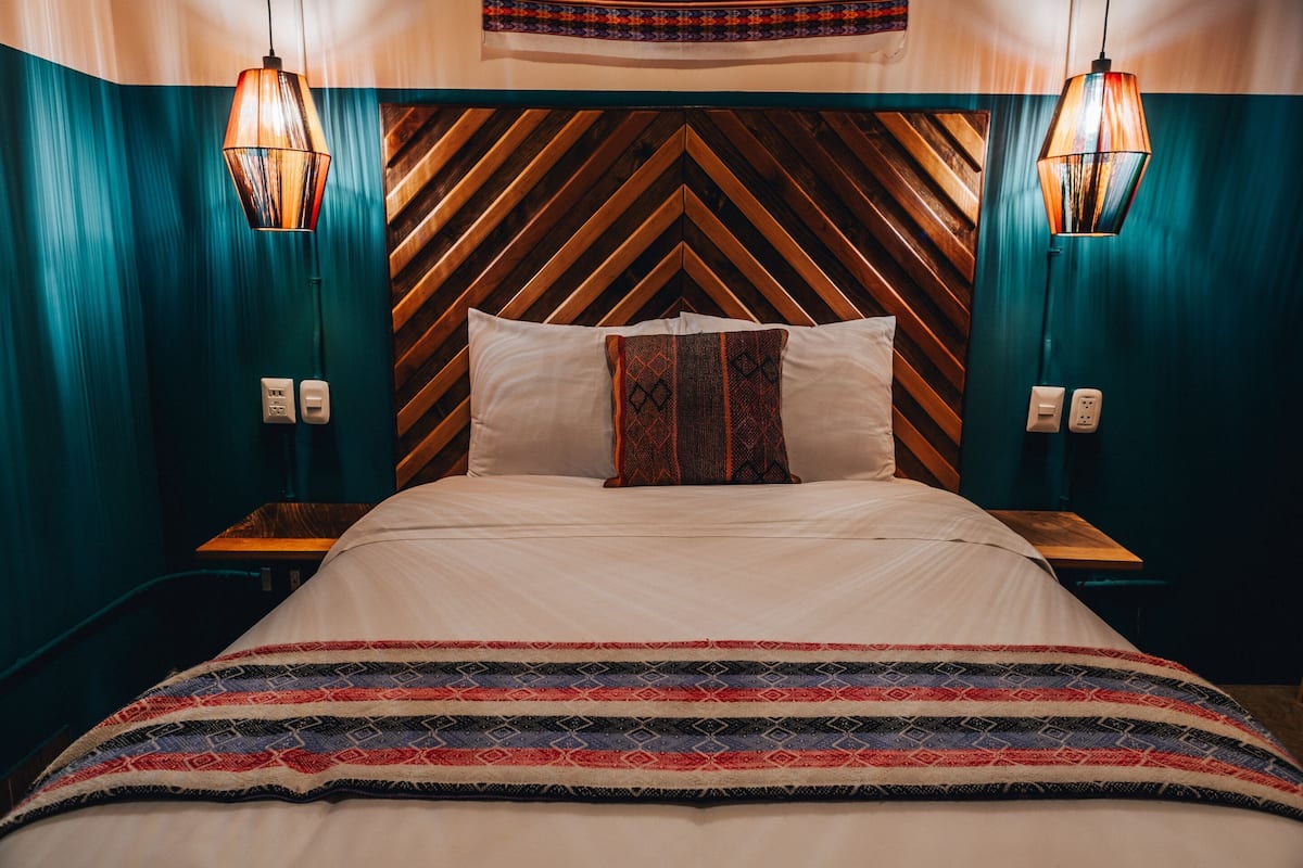 Small Room with Shared Bathroom | Free WiFi, bed sheets