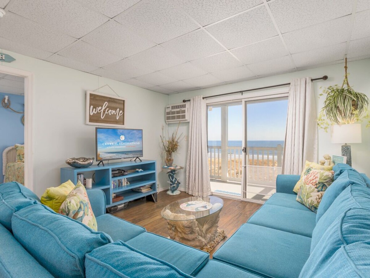 Oceanfront condos with 3 night minimum rentals and linens included!