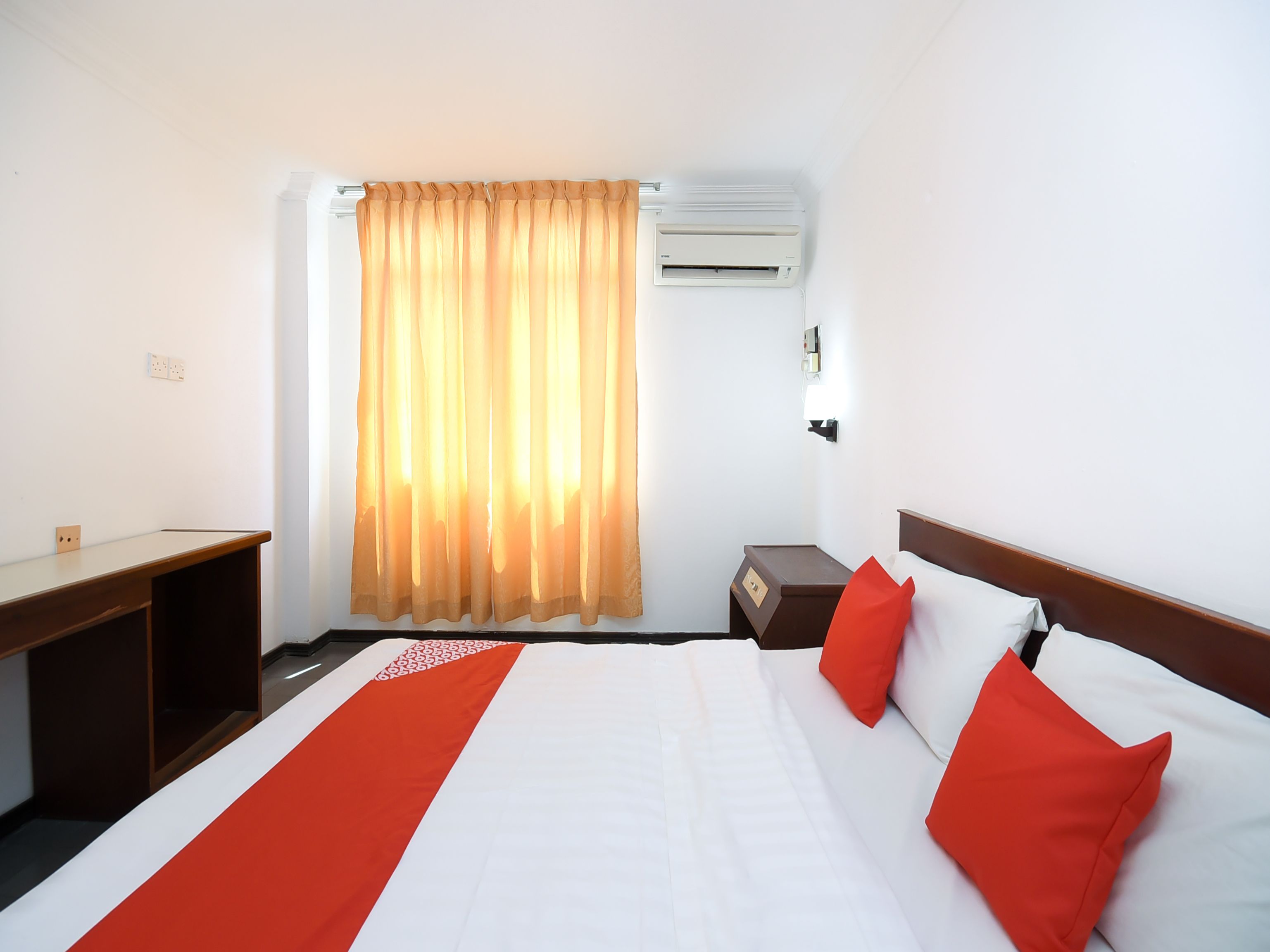 standard double room | desk, free wifi
