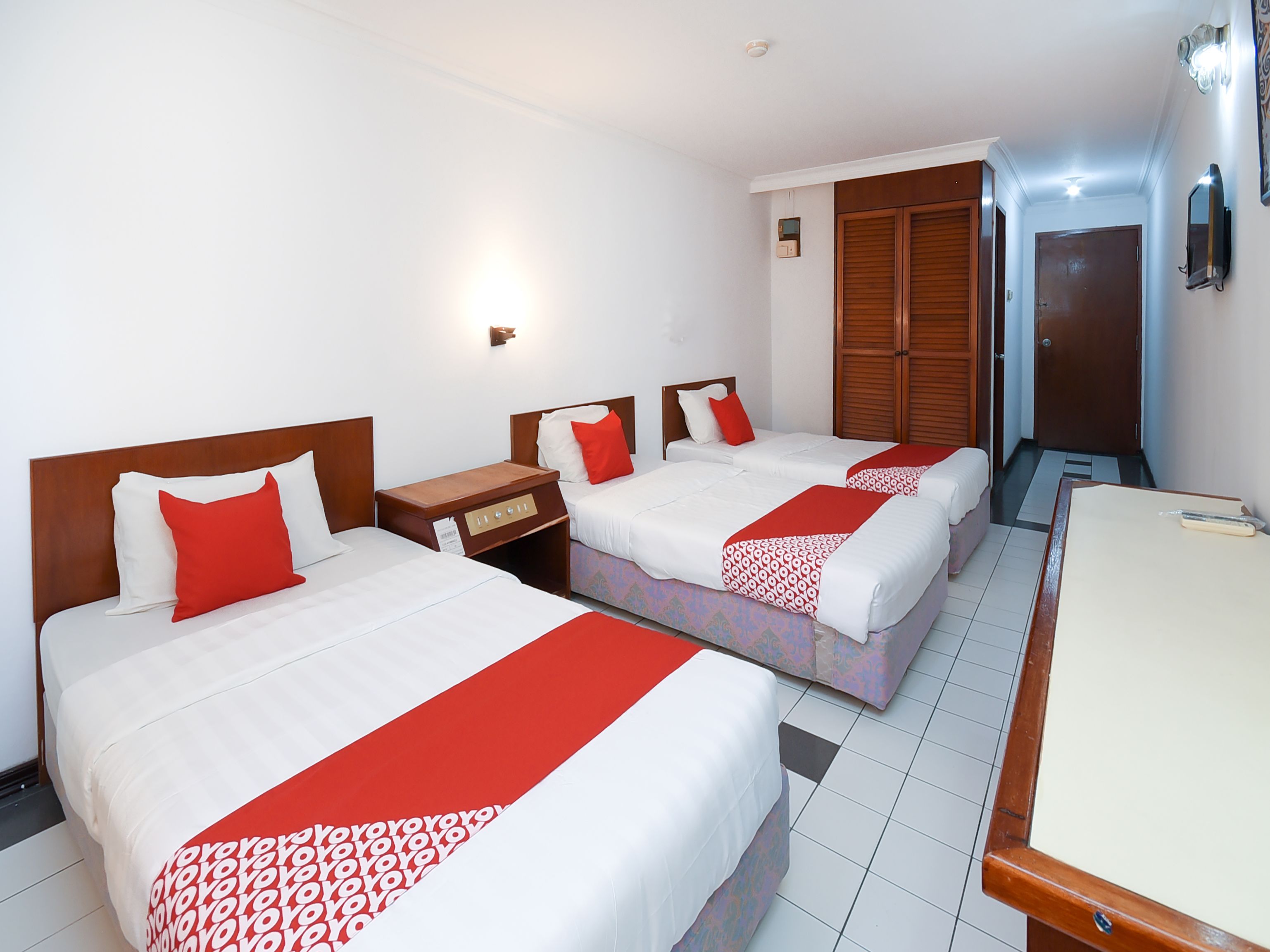 superior suite | desk, free wifi