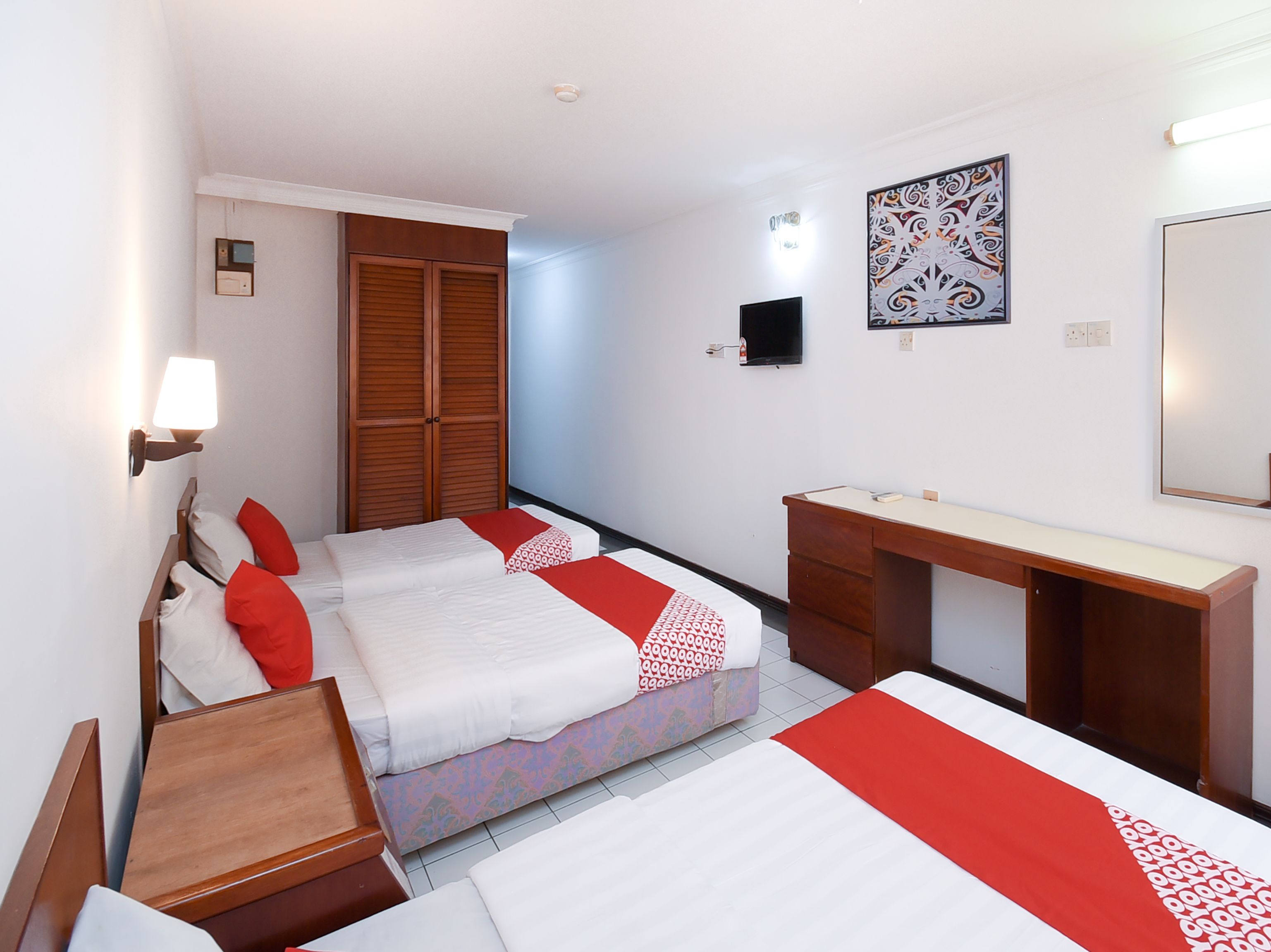 superior suite | desk, free wifi