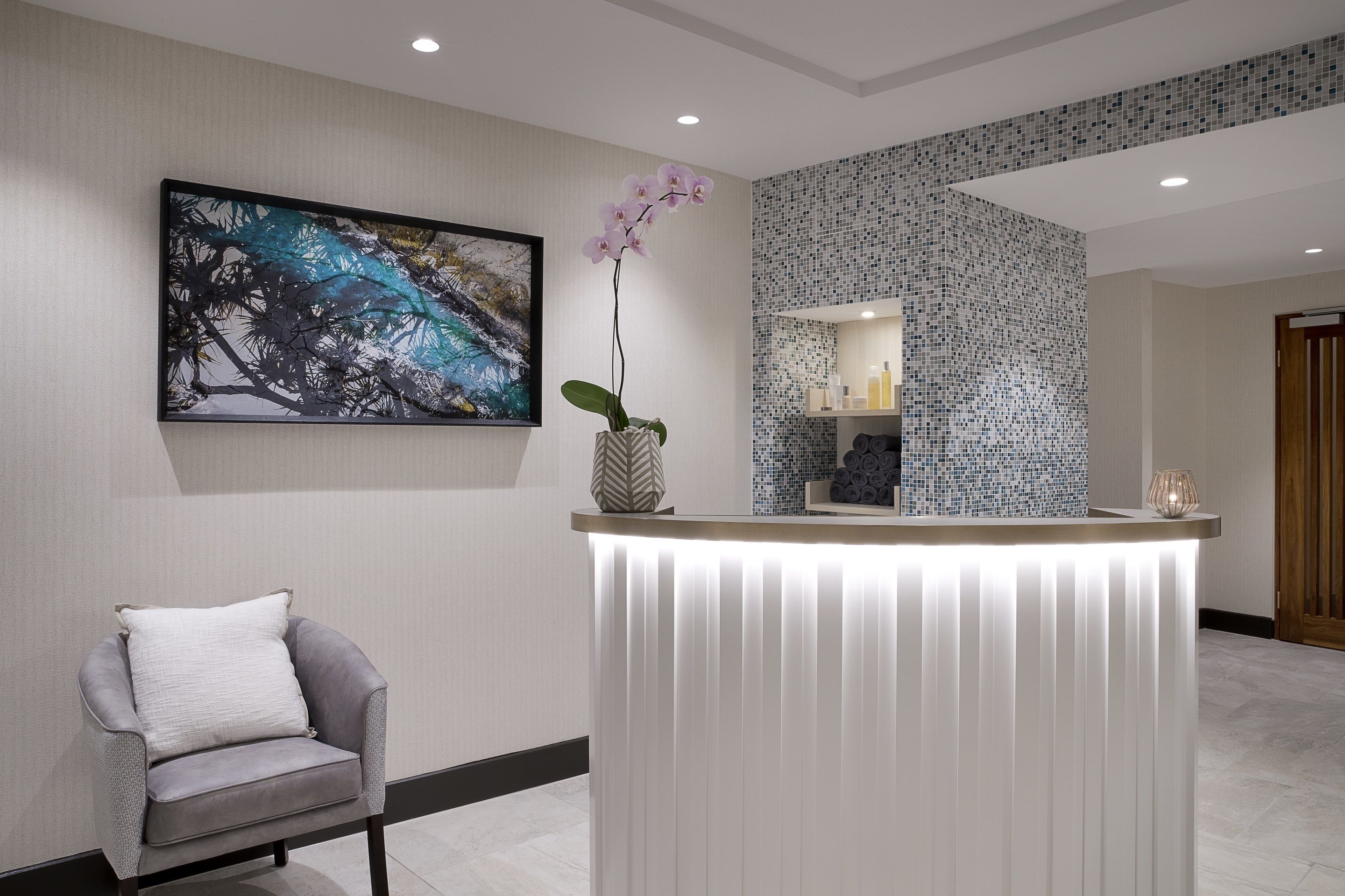Couples treatment room(s), body treatments, aromatherapy