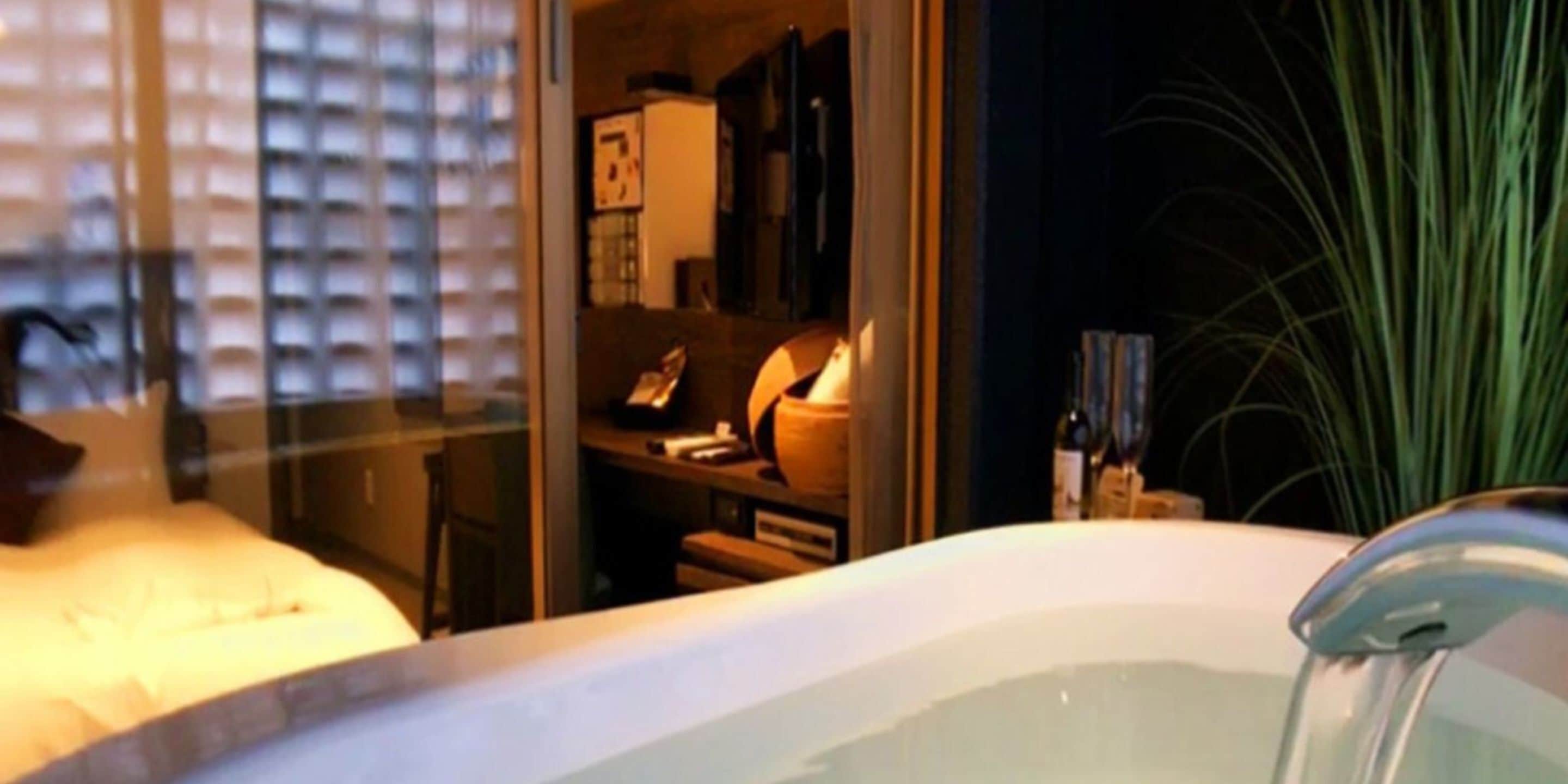 尊荣客房, 无烟房, 露台 (with Private Semi Open Air Bath) | 羽绒被、免费 WiFi、床单