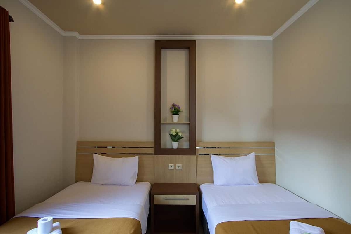 1 quarto, escrivaninha, Wi-Fi de cortesia, roupa de cama