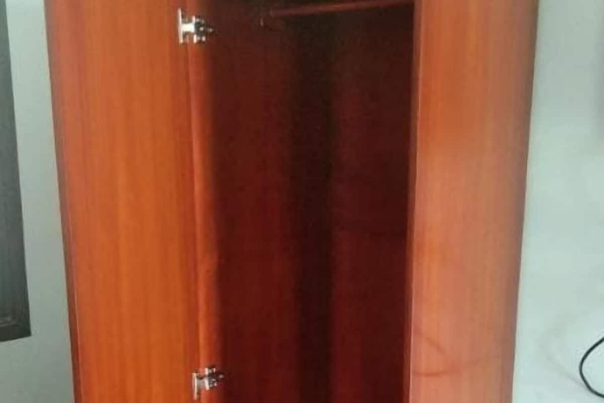 In-room safe, individually furnished, desk, laptop workspace