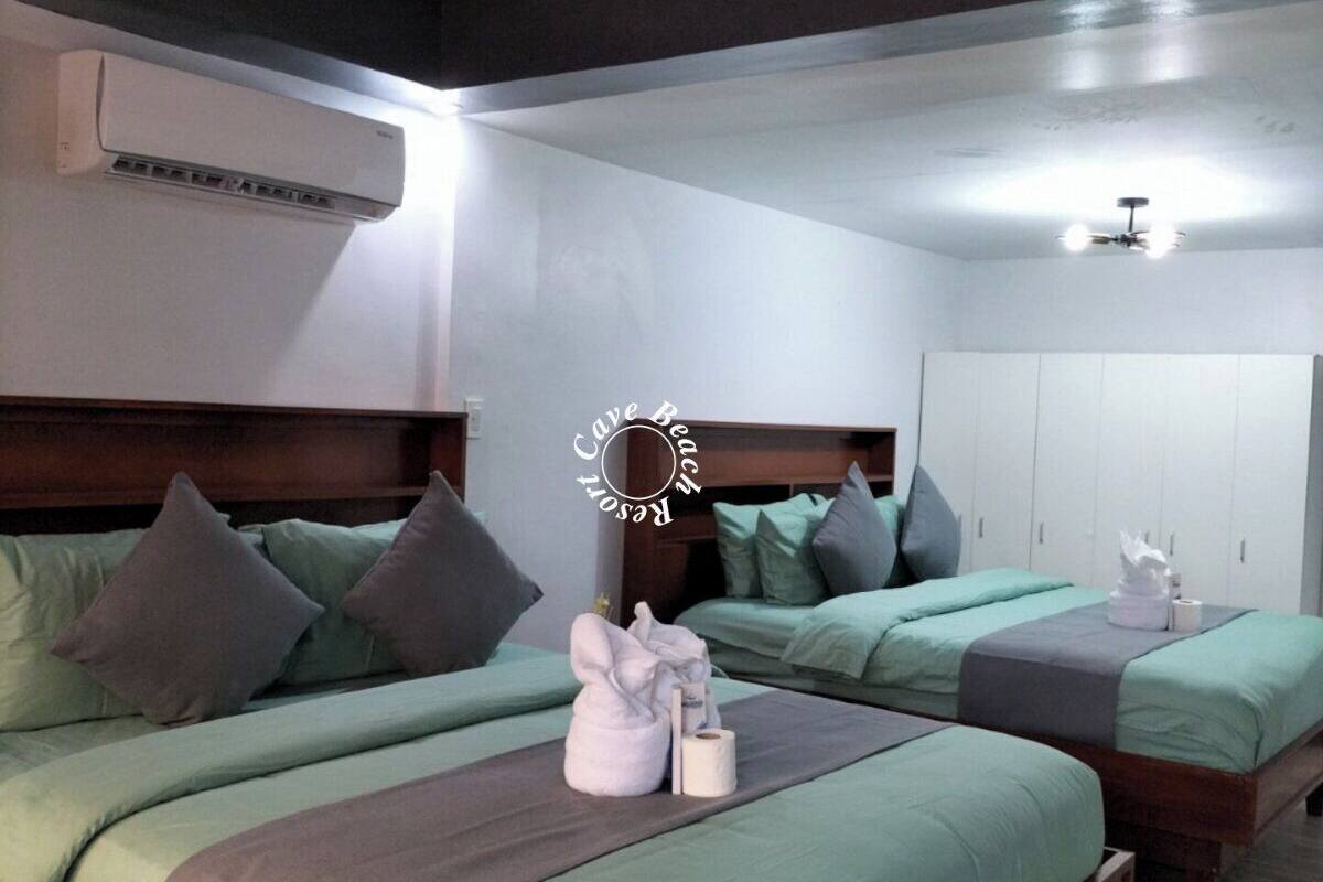 Caja de seguridad en la habitación y escritorio 