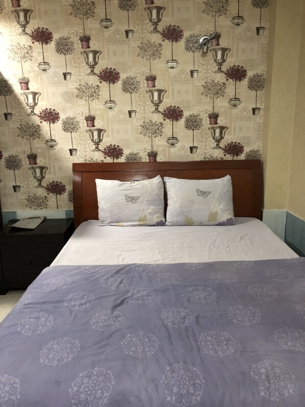 Double Room | Minibar, desk, free WiFi - Song Thuong Hotel (Ho Chi Minh City)