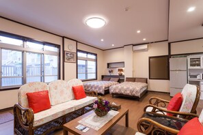 Apartment | Interior detail - Kariyushi Condominium Resort Ginowan CASa N.Y (Ginowan)