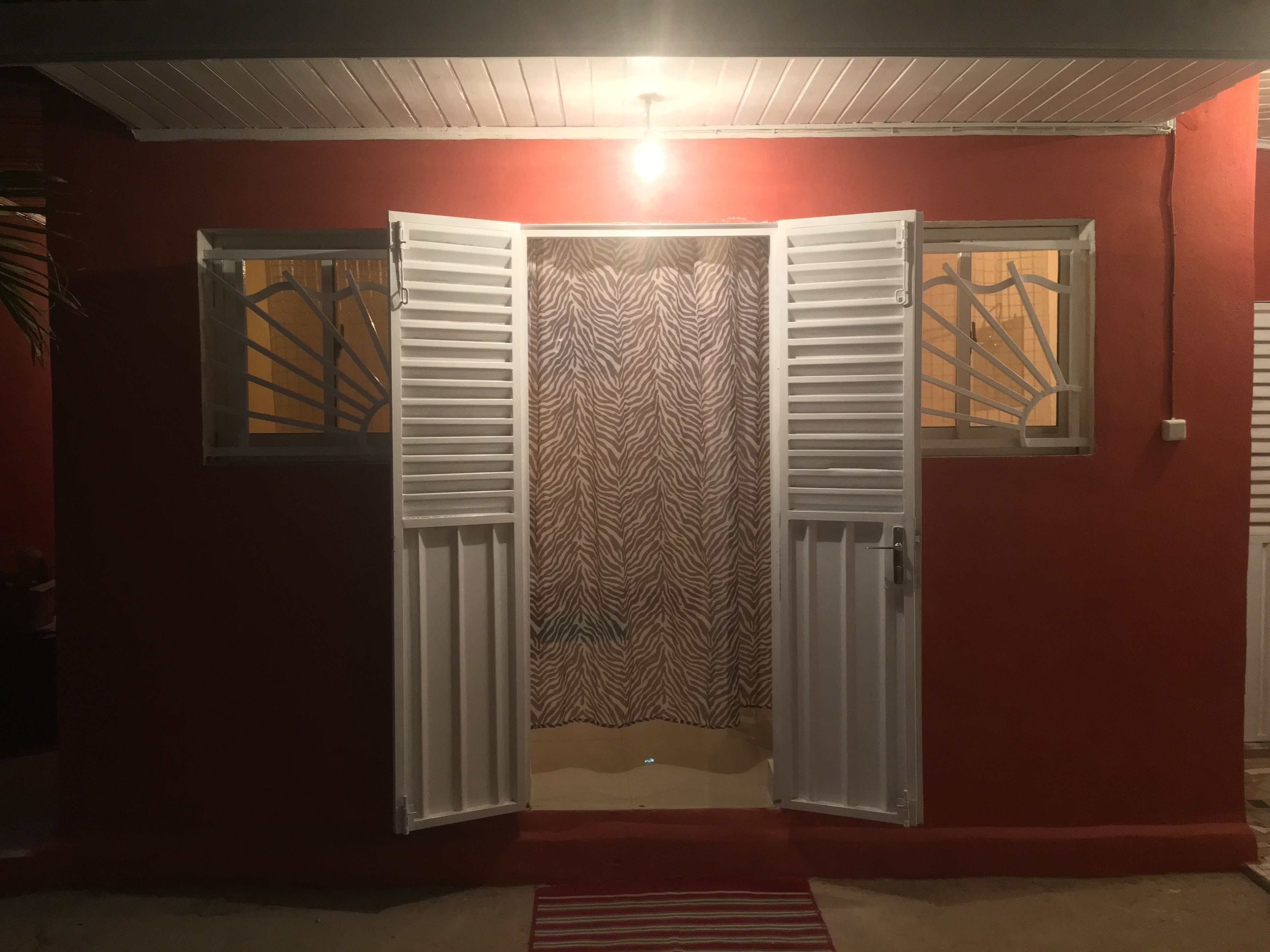 Bungalow estándar | Wifi gratis y ropa de cama 