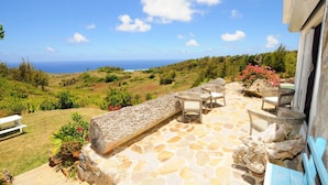 Vila família, 2 quartos, vista para o oceano, de frente para o mar | Terraço/pátio
