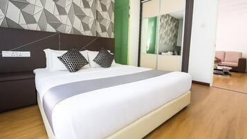 Minibar, laptop workspace, soundproofing, iron/ironing board