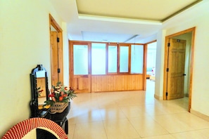 Exterior - Hoang Nguyen Hotel (Da Lat)