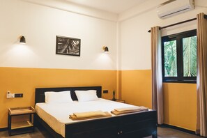 1 habitación, ropa de cama de alta calidad, escritorio y wifi gratis 