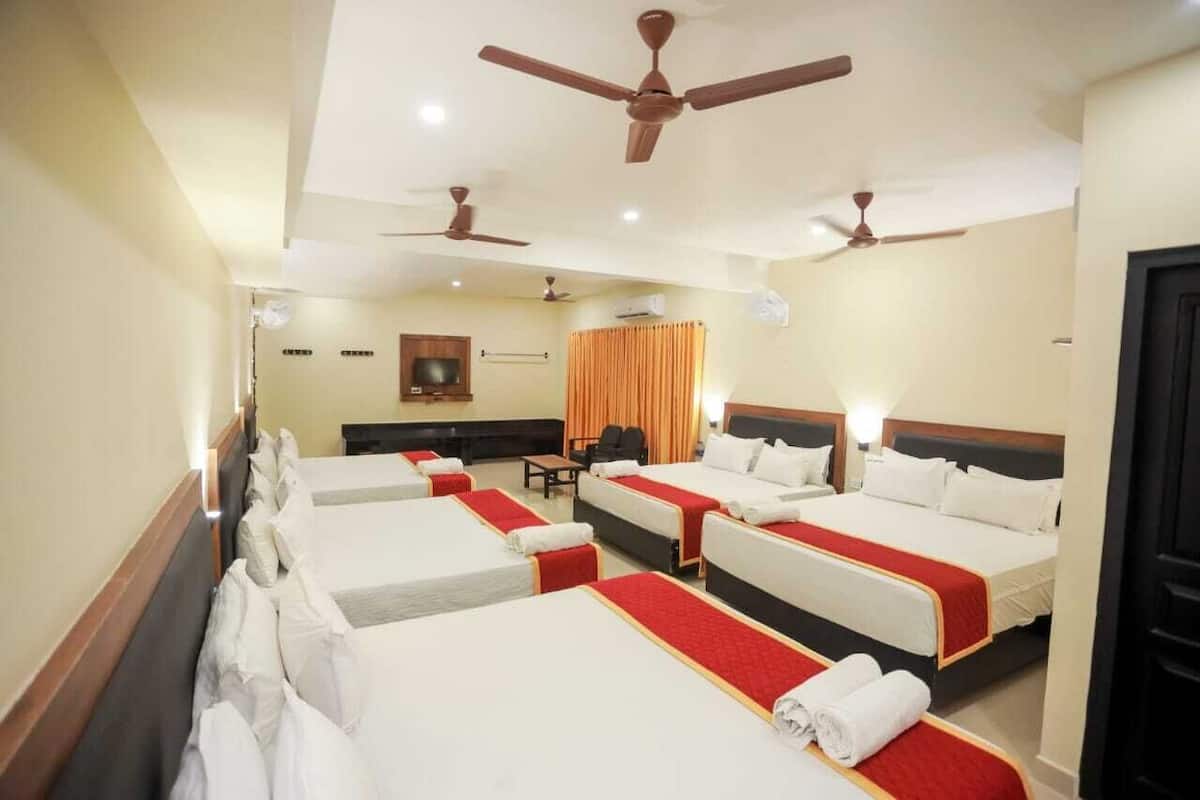 10BED-AC | 1 bedroom, premium bedding, in-room safe, bed sheets