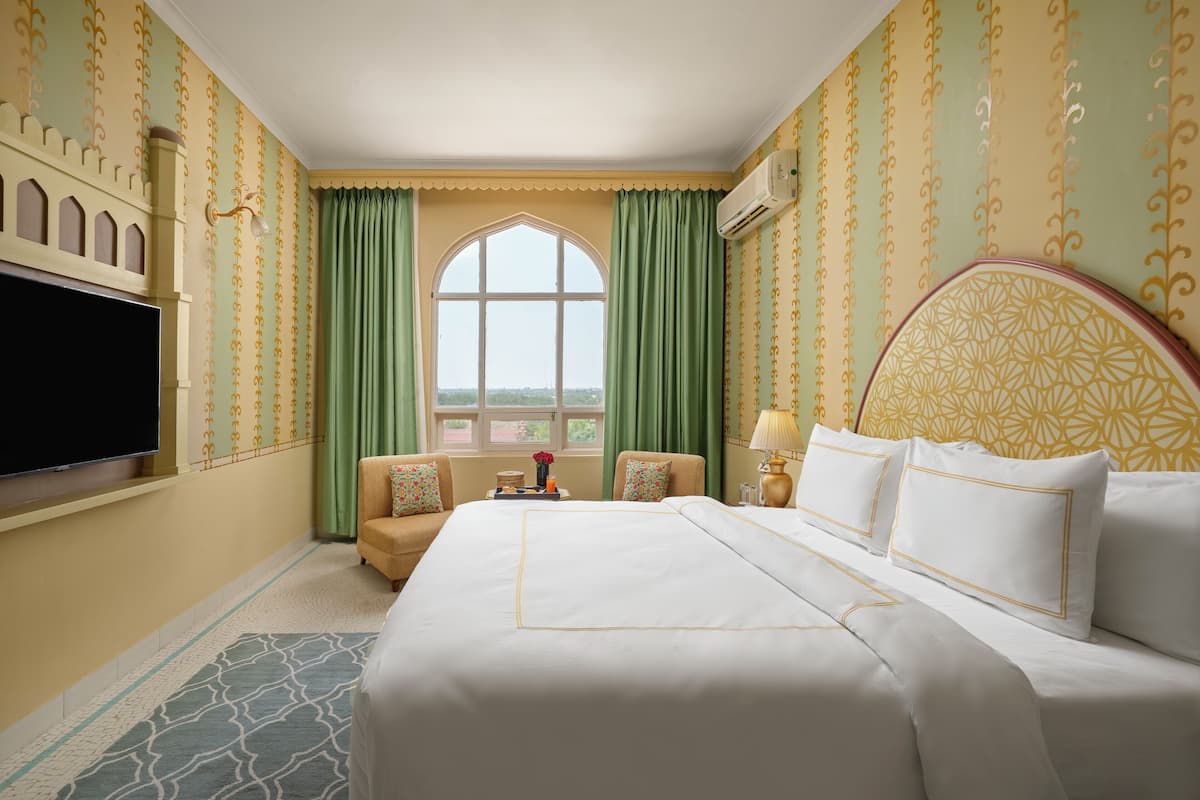 Phòng Deluxe | Minibar, phòng cách âm, truy cập Internet không dây miễn phí 