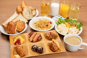Café da manhã com buffet todos os dias mediante uma taxa