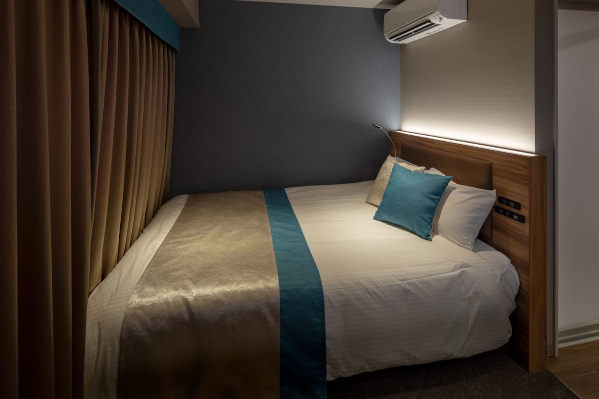 Economy Double Room A | Minibar, in-room safe, blackout drapes, WiFi (free)