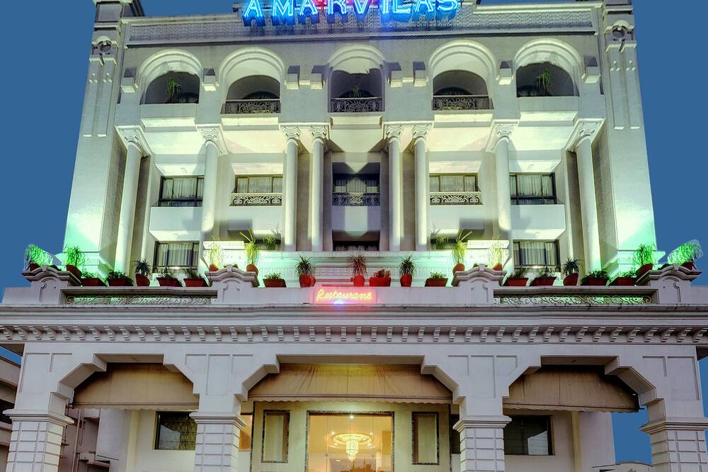 Hotel Amarvilas