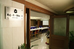 Meeting facility - Hotel Amarvilas (Indore)