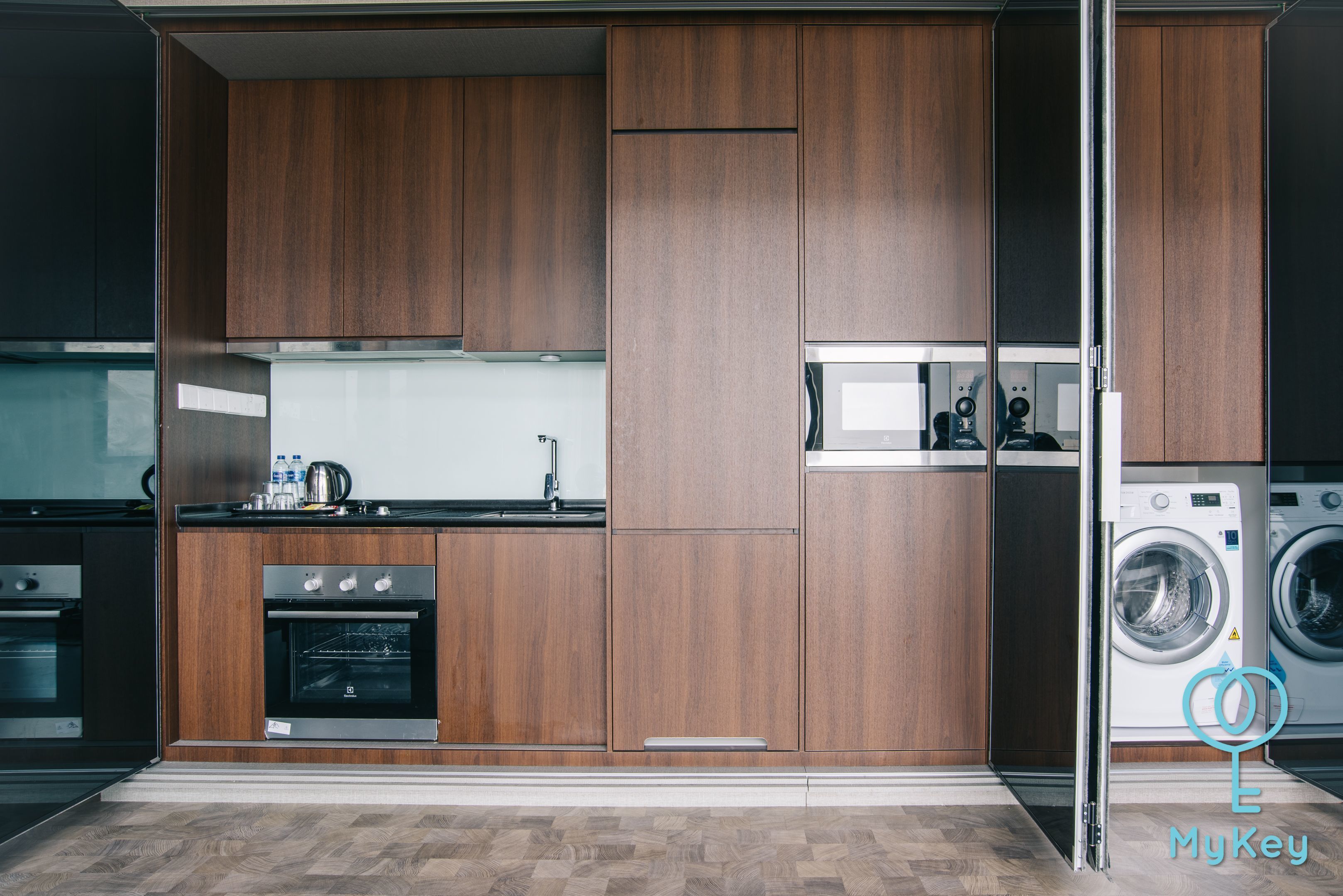 Foto - Expressionz Professional Suites by MyKey