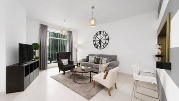 Apartment, 2 Bedrooms | Living area