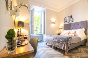 Premium bedding, minibar, in-room safe, desk