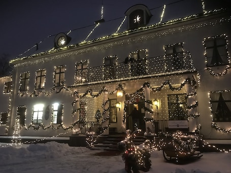 Fachada de la propiedad