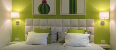 1 bedroom, in-room safe, iron/ironing board, free WiFi