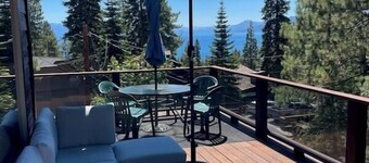 Spacious Dollar Point Home on Sunny Corner Lot