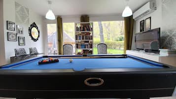 Billards