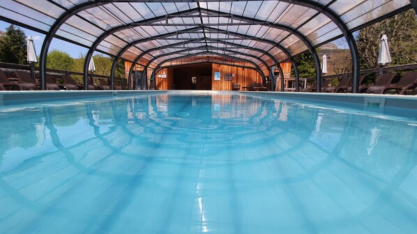 Piscine couverte