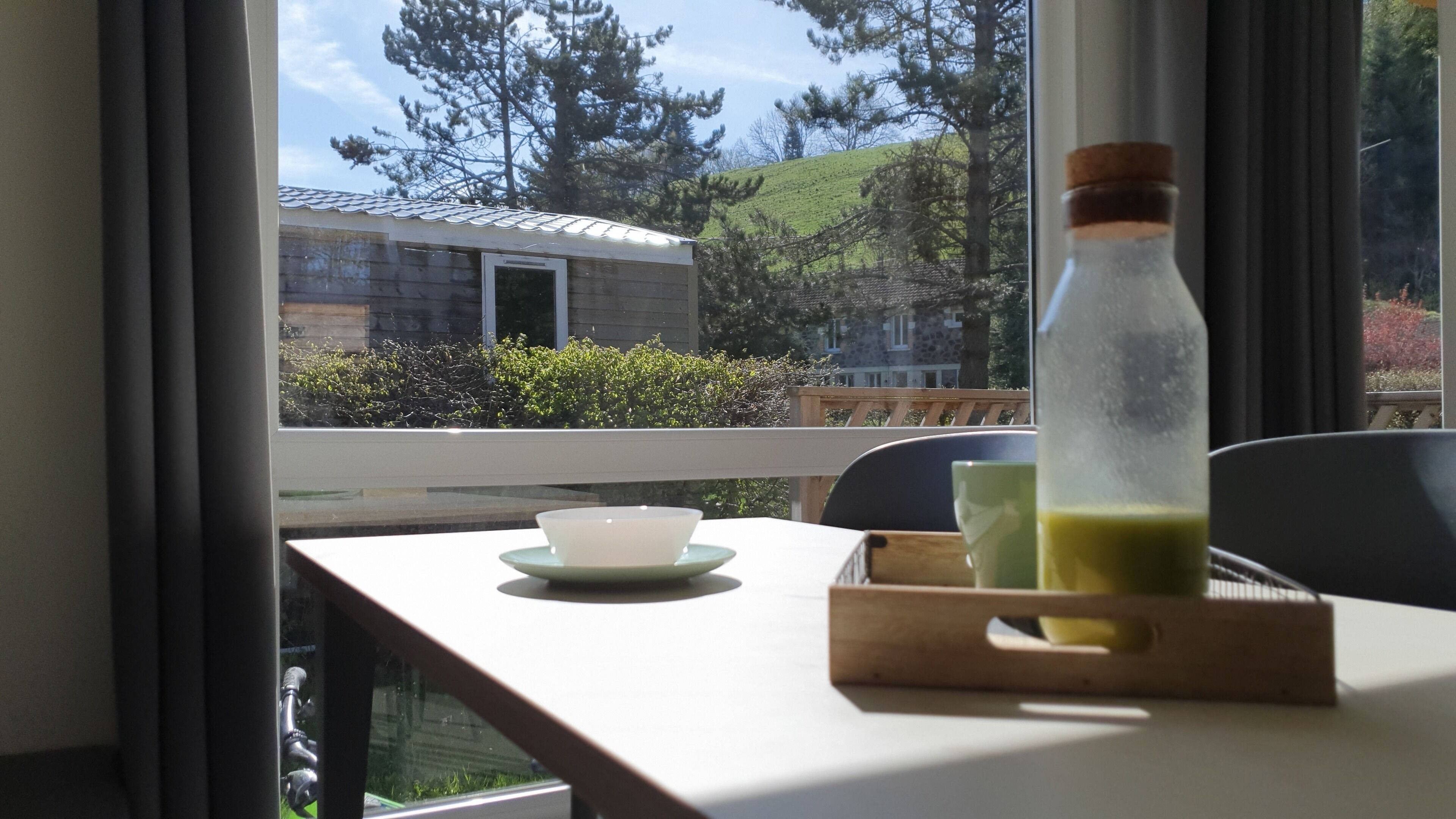 Bungalow Basic | Area keluarga | Meja tenis meja