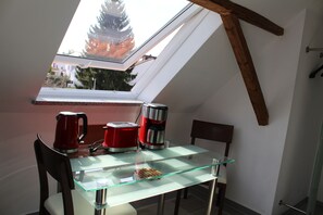 Studio | Individually decorated, individually furnished, soundproofing - 3ARM GmbH (Dietzenbach)