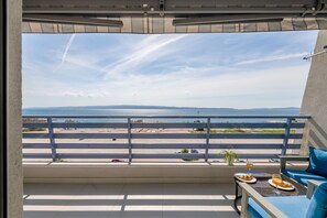 Apartman s pogledom na more | Balcón