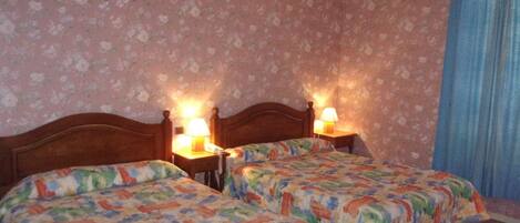 Triple Room | Premium bedding, desk, blackout drapes, iron/ironing board