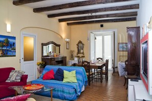 Flat-screen TV - B&B Adelberga (Salerno)