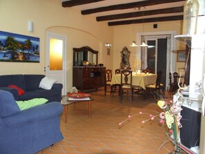Flat-screen TV - B&B Adelberga (Salerno)
