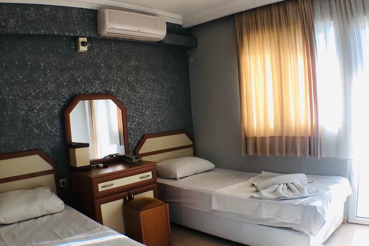 1 Adult Only Room | Wifi gratis y ropa de cama