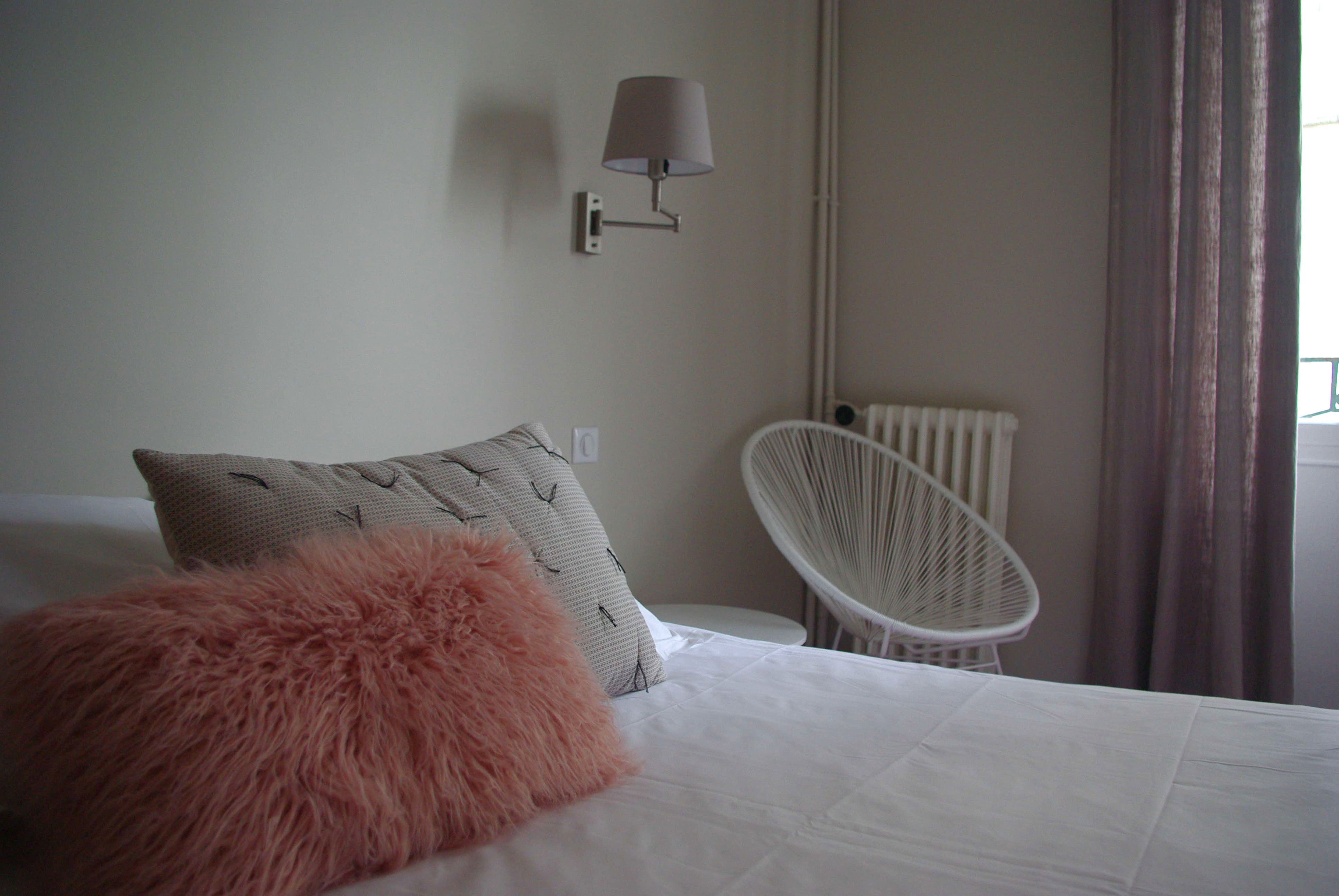 double room | individually decorated, individually furnished, desk, blackout curtains