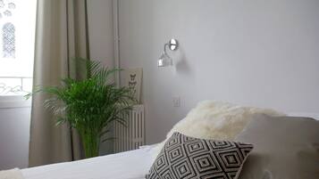 Chambre Double | Bureau, rideaux occultants, chambres insonorisées