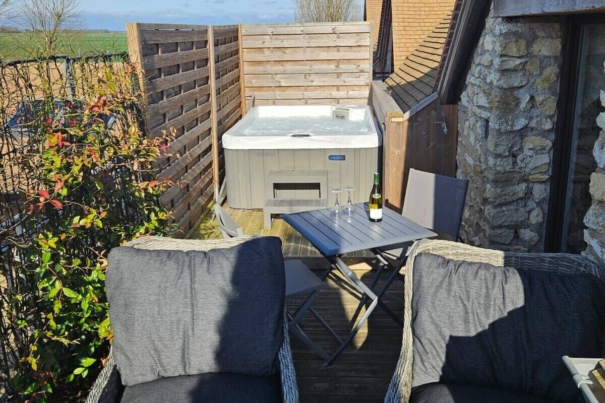 Aparthotel with Terrace (Optional Jacuzzi)