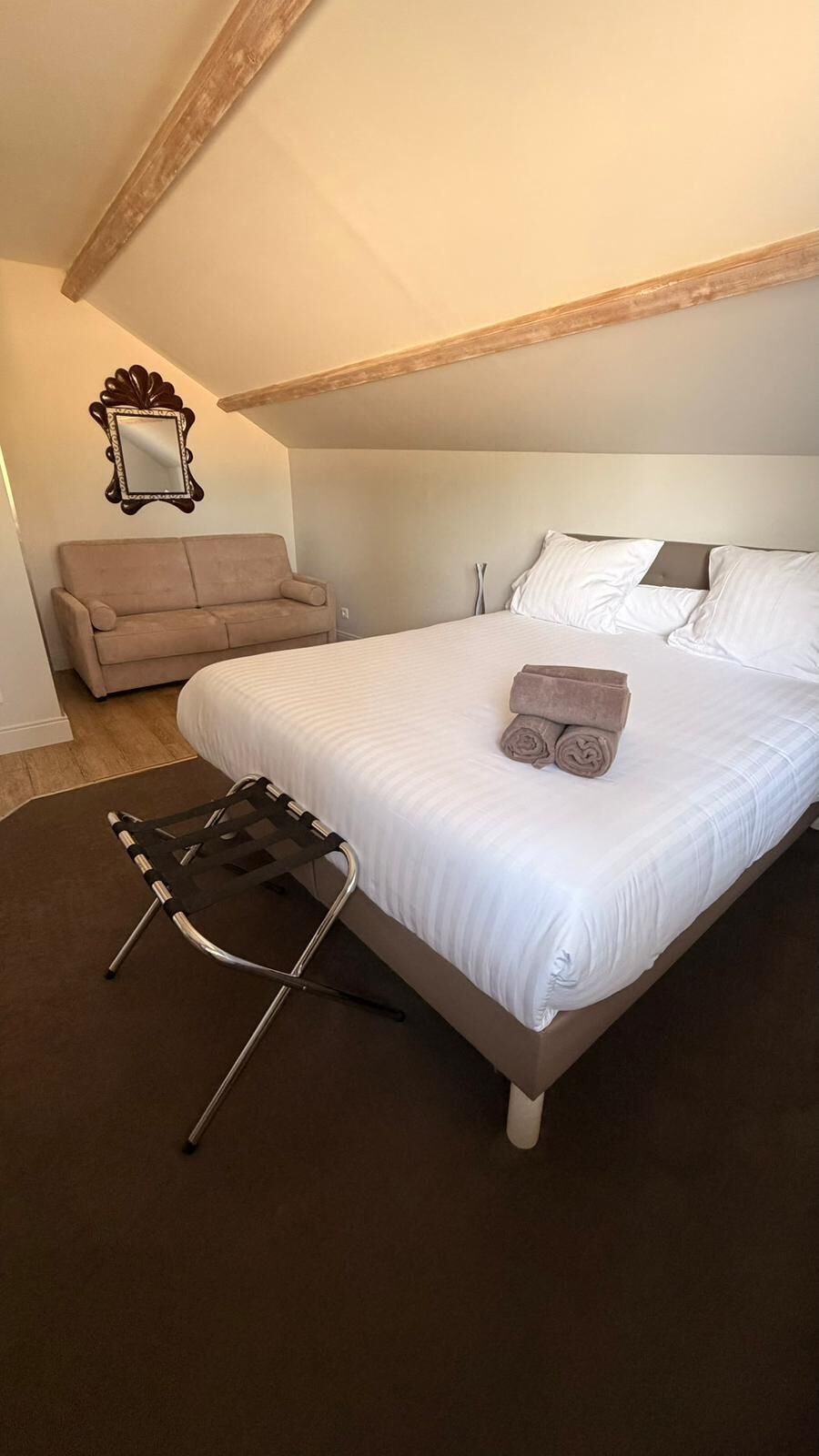 Quarto quádruplo standard | 1 quarto, roupas de cama premium, ferros/tábuas de passar roupa