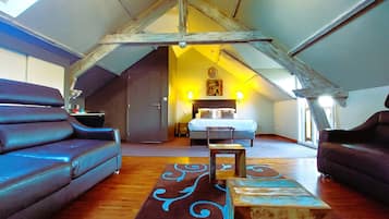 Chambre Deluxe double | 1 chambre, literie de qualité, fer et planche à repasser