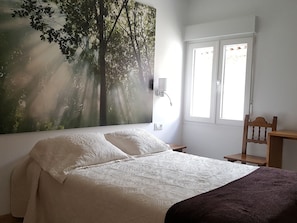 Double or Twin Room, Private Bathroom - Hostal Nevandi (Camaleno)