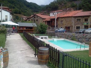 Exterior - Hostal Nevandi (Camaleno)